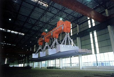 MW12、MW15、MW22系列吊運(yùn)捆扎棒材用電磁鐵